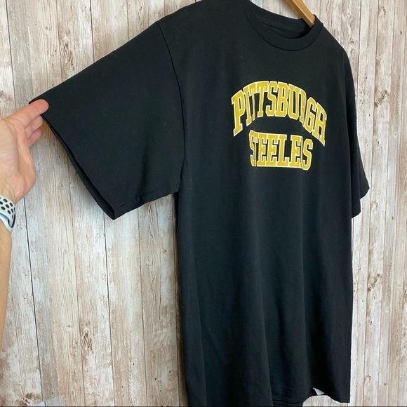 NFL Team Apparel Pittsburg Steelers Short Sleeve Shirt Size Large - Picture 3 of 6